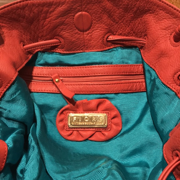 FIORE by ISABELLA FIORE Salmon Leather Shoulderbag - Picture 12 of 15